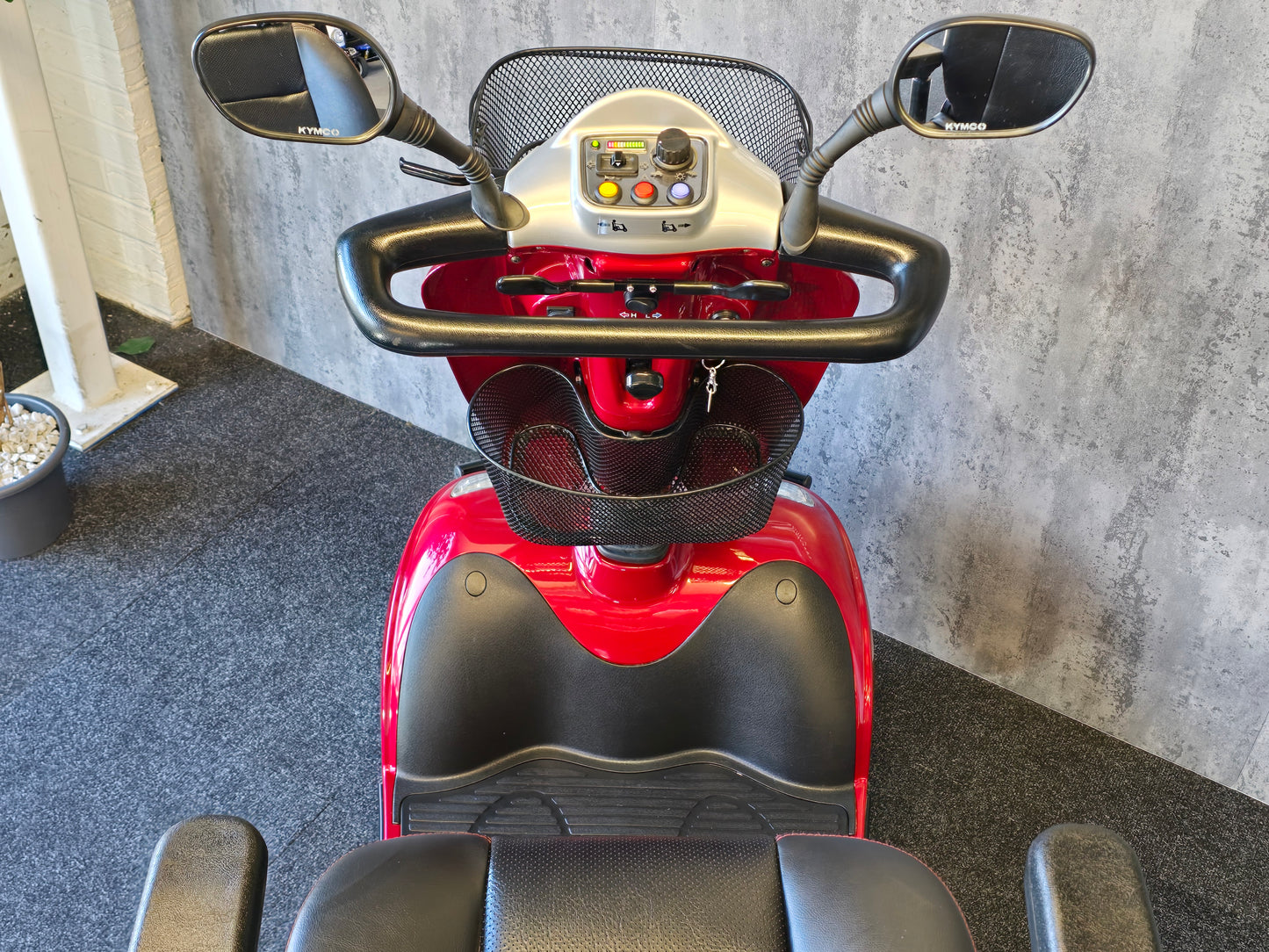 Kymco Maxi XLS (Red - Solid Tyres) - Reconditioned