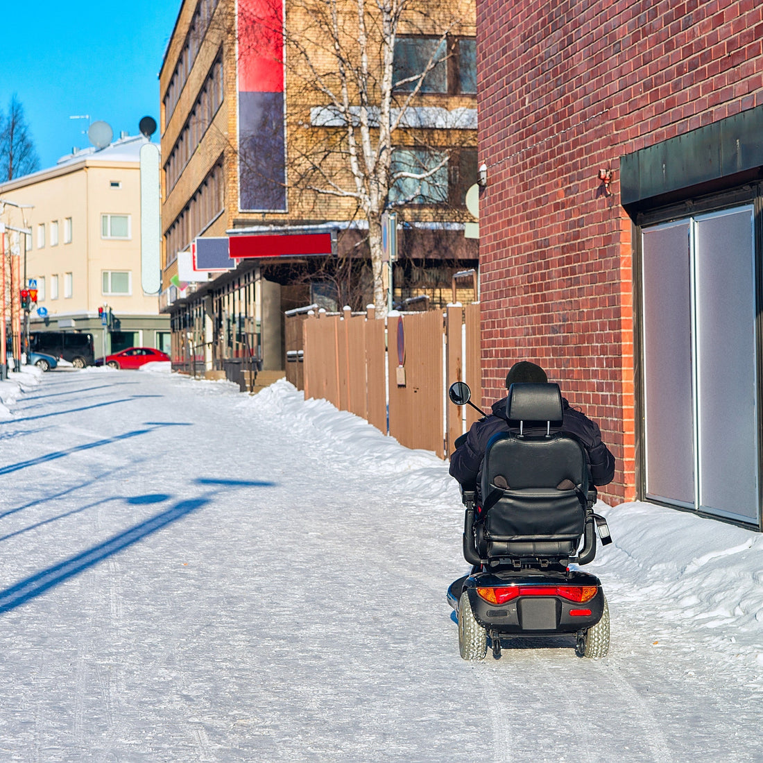 🧊 How to Maintain Your Scooter Battery in Cold Weather