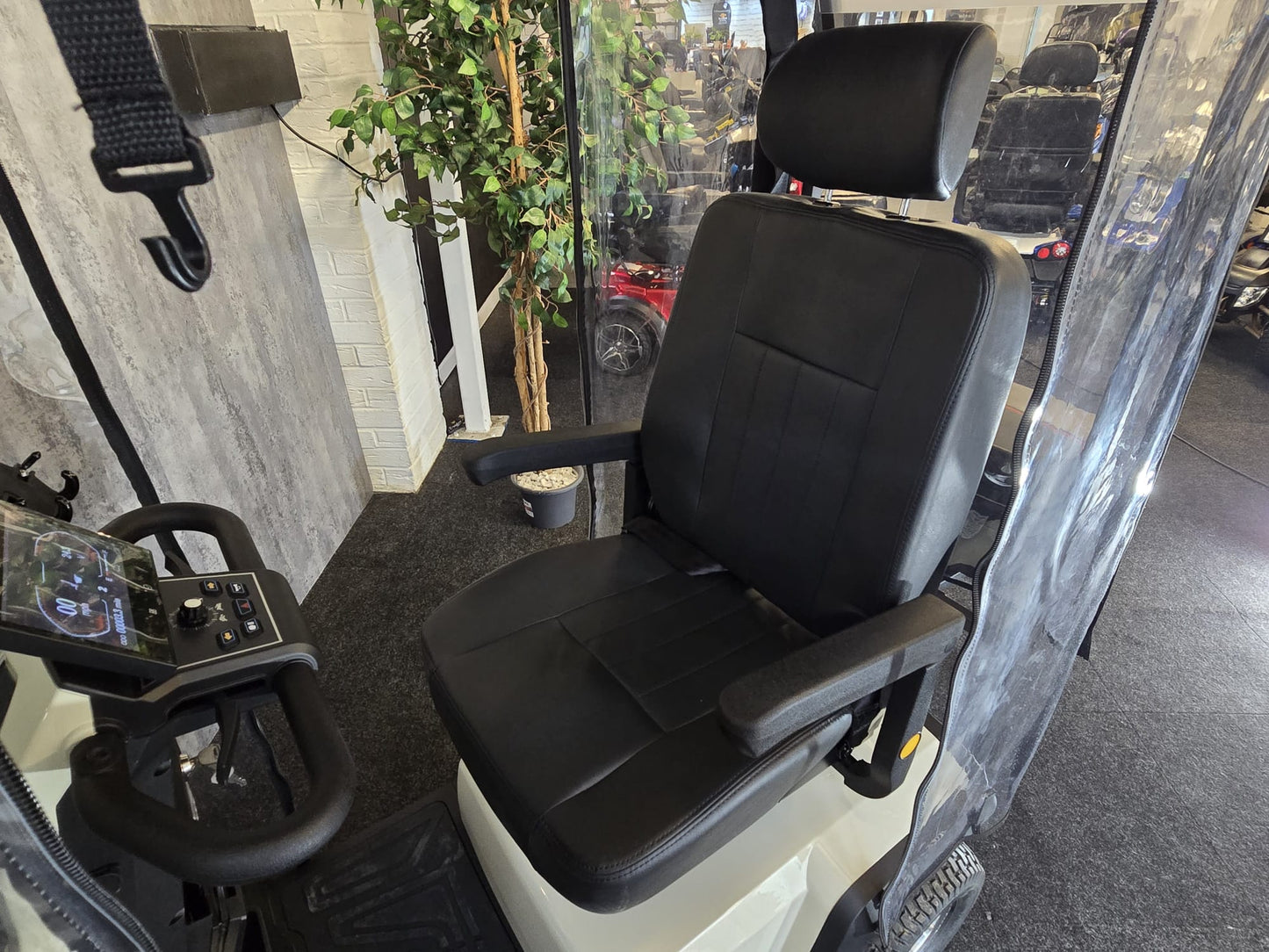 ScooterPac Savvy Defender