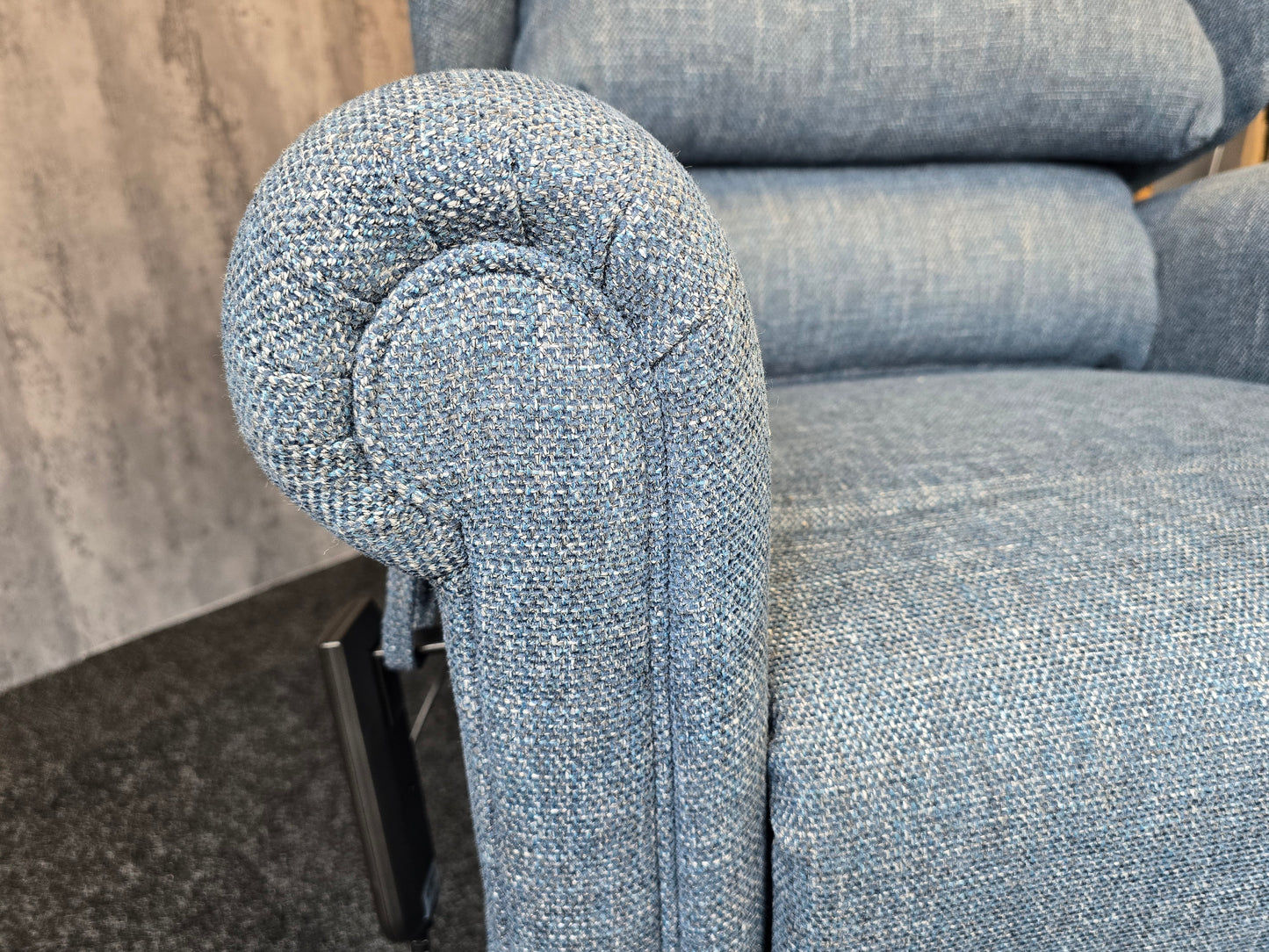 Vale Rise and Recline Arm Chair