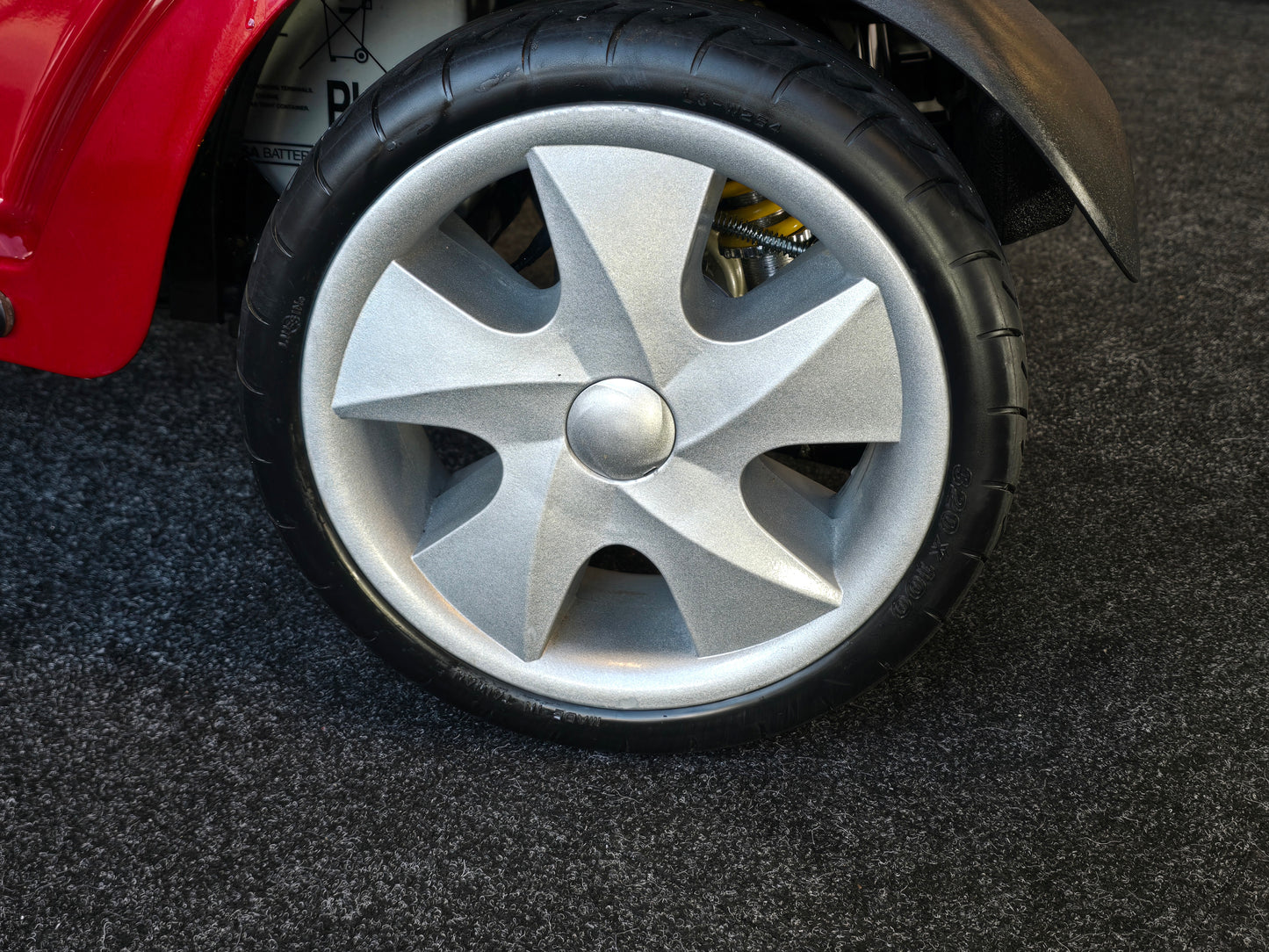 Kymco Maxi XLS (Red - Solid Tyres) - Reconditioned