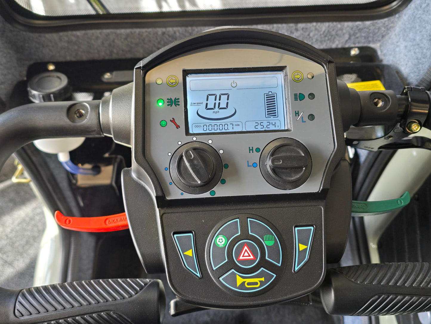 2025 Scooterpac Cabin Car MK2 (Grey) - 0.7 miles on the clock!