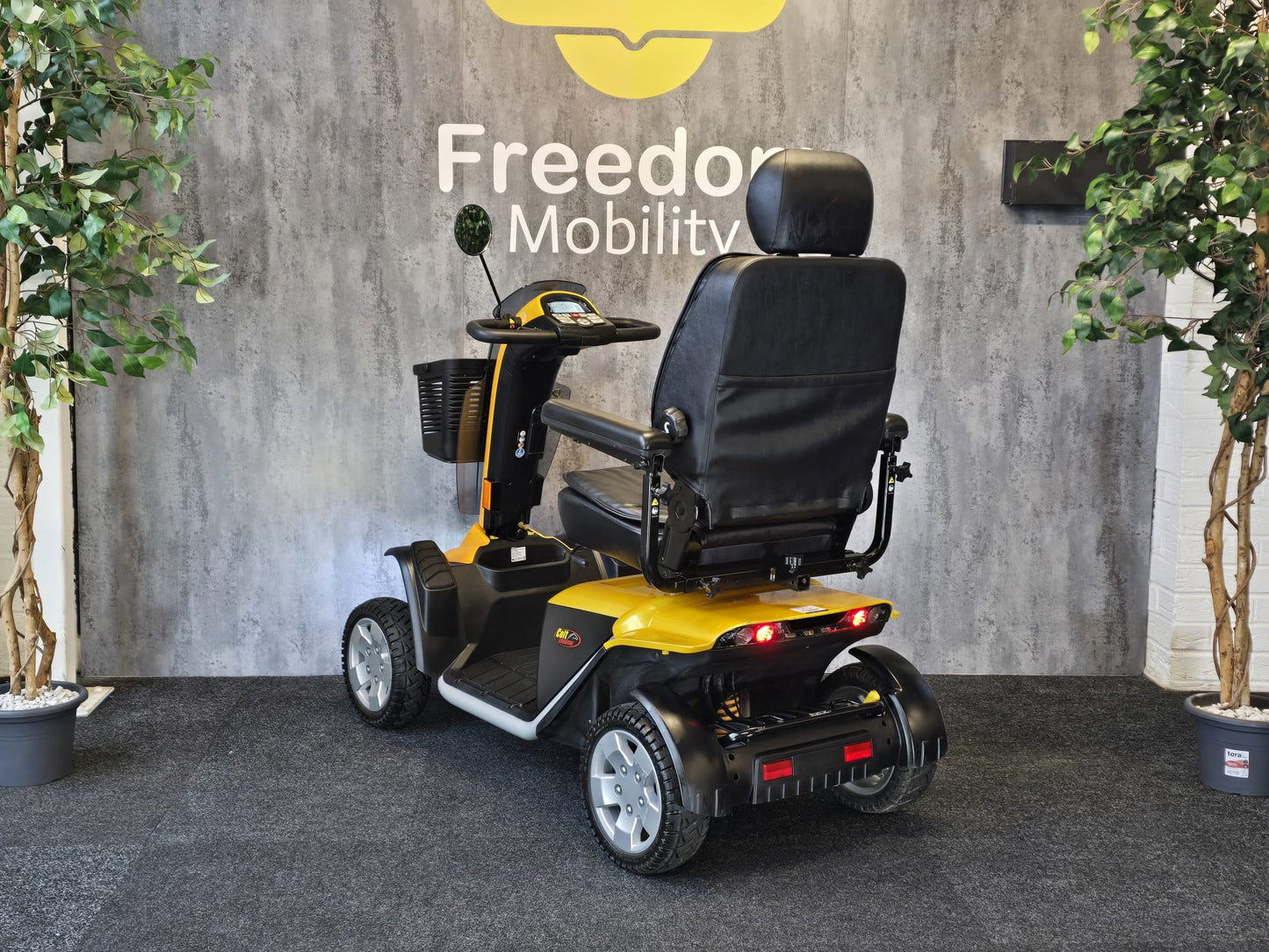 Pride Colt Executive - Reconditioned