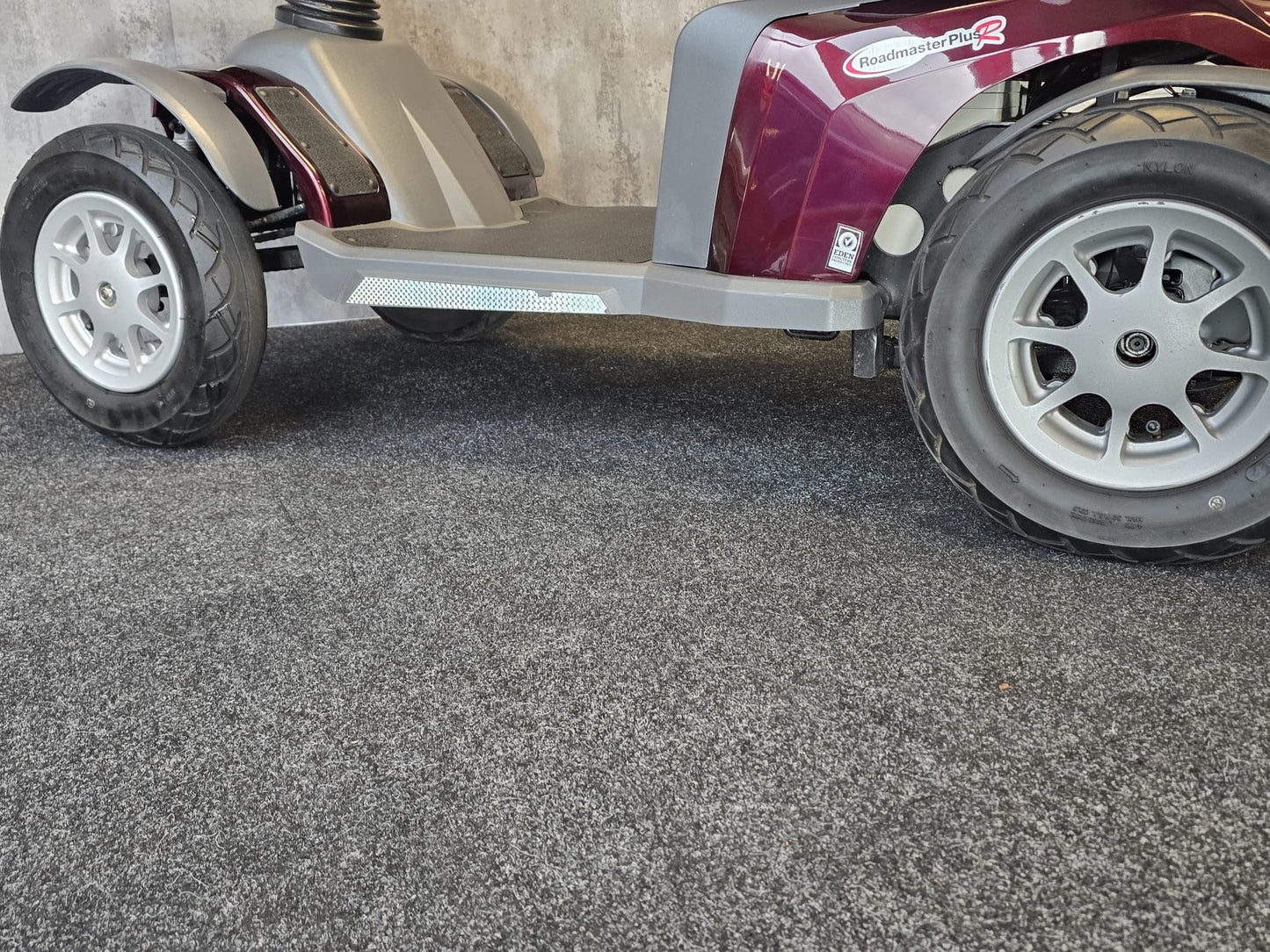 Eden Roadmaster Plus R (Burgandy) - Reconditioned