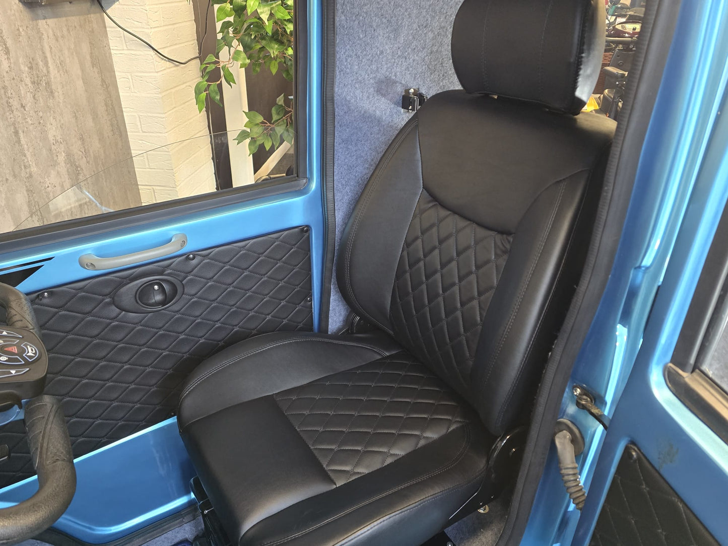 EasyLife Eco Cabin Scooter - Reconditioned