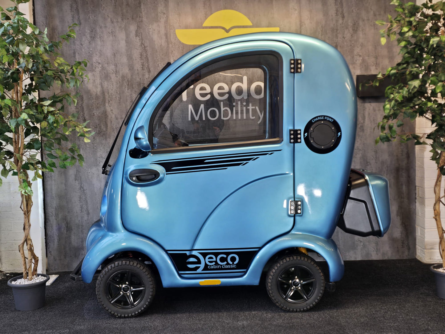 EasyLife Eco Cabin Scooter - Reconditioned