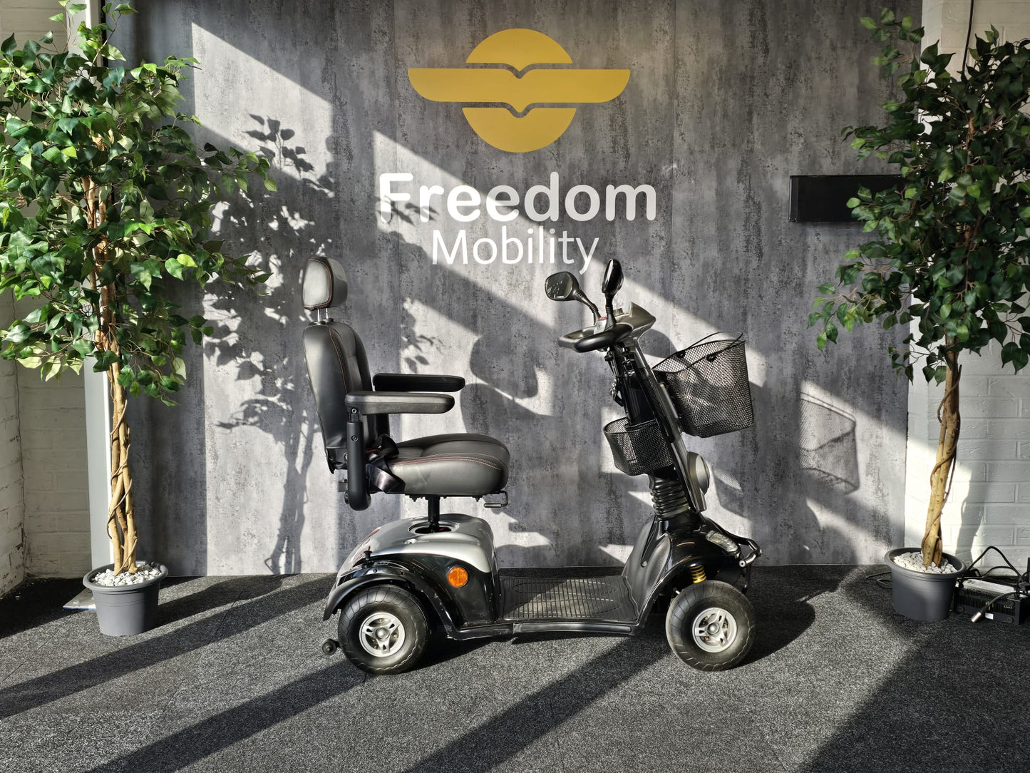 Kymco Midi XLS (Black) - Reconditioned