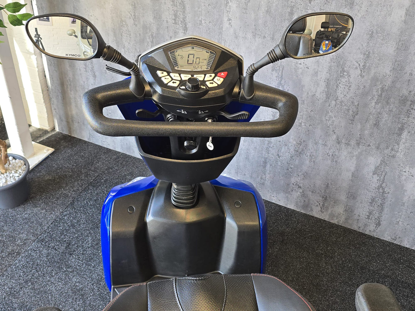 Kymco Maxer (Blue - With Basket) - Reconditioned