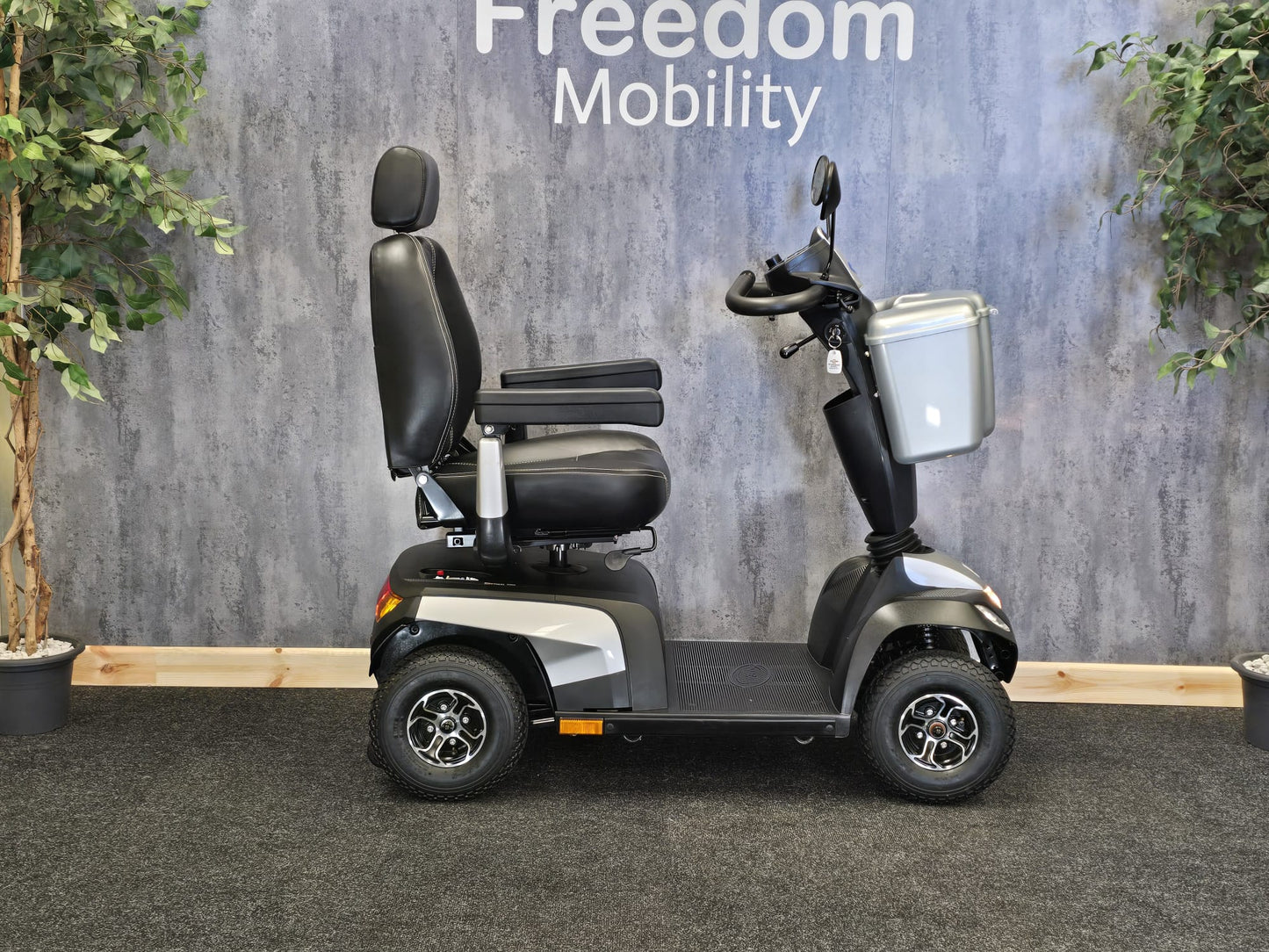 Invacare Orion Pro ( Reconditioned )