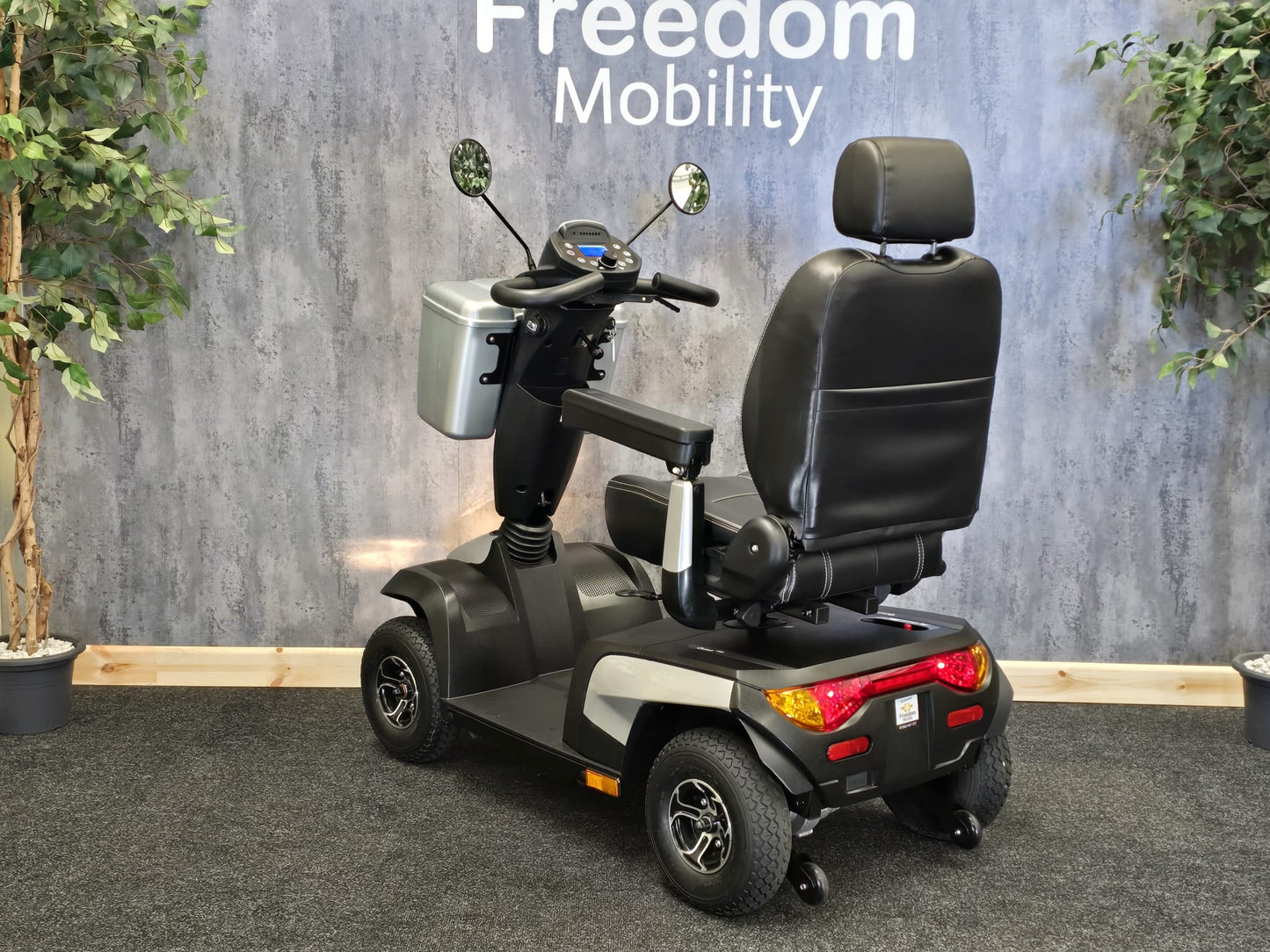 Invacare Orion Pro ( Reconditioned )