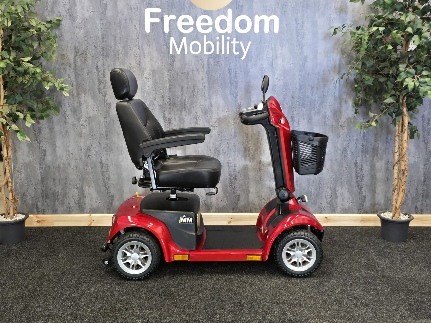Monarch Sprint 8 (Reconditioned) - Red