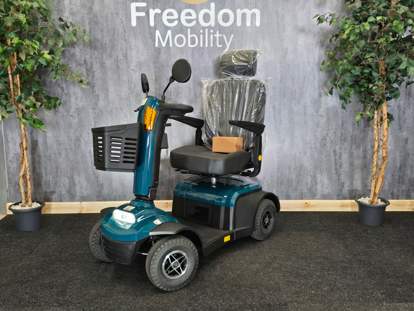 ScooterPac Savvy 8