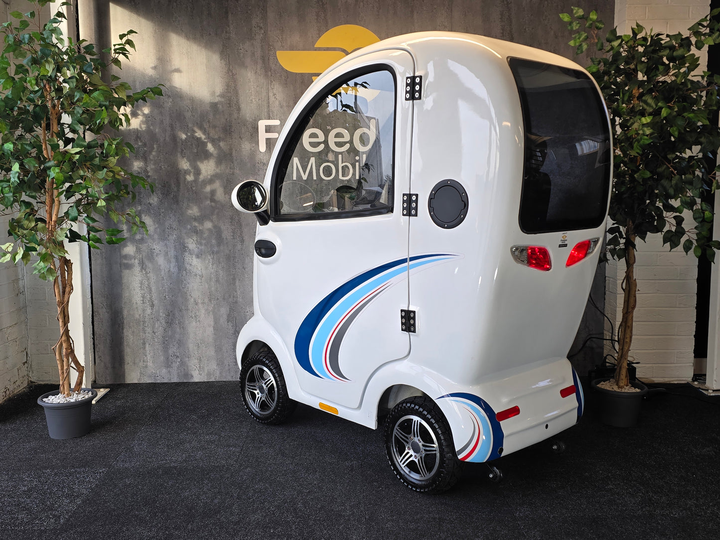ScooterPac Cabin Car MK2 (White - Reconditioned)