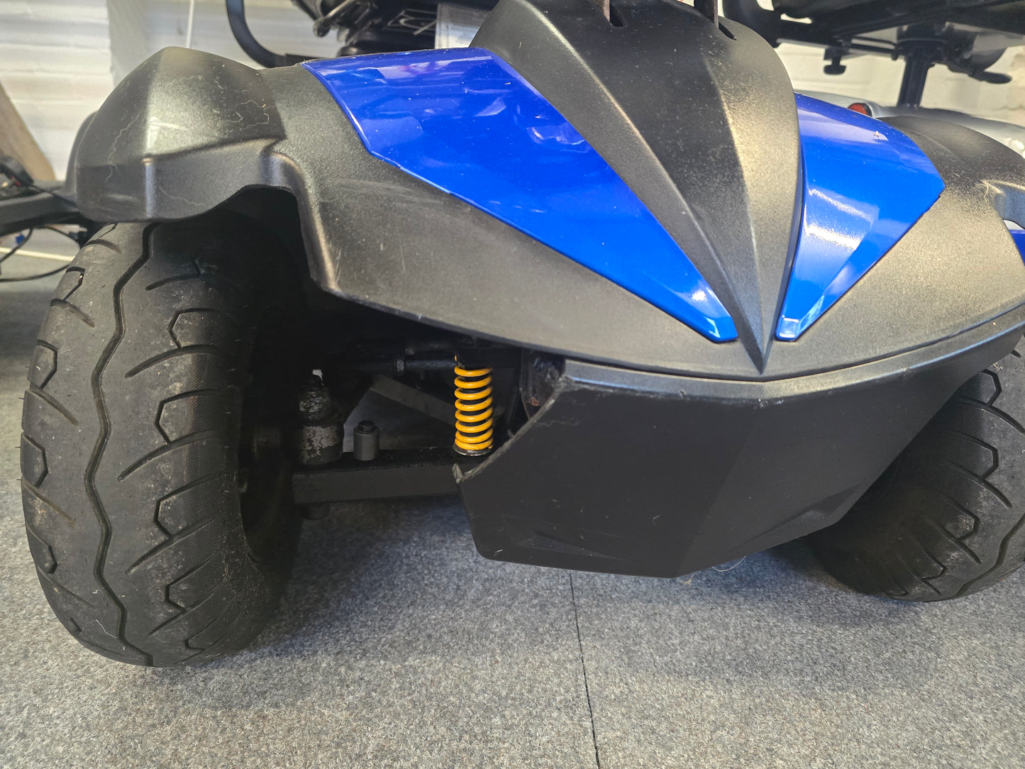 Drive Envoy 4 (Blue) - Reconditioned